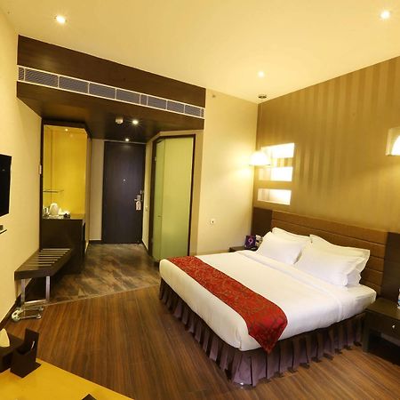 Five Elements Hotels Delhi- North Avenue Yeni Delhi Dış mekan fotoğraf
