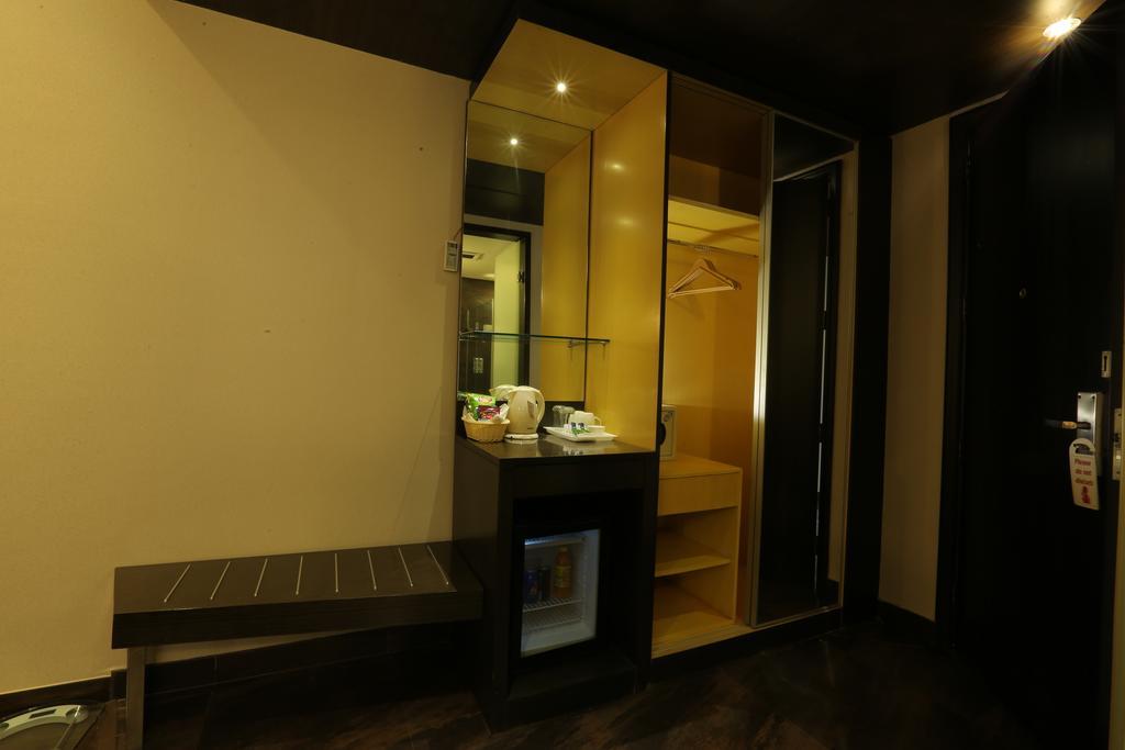 Five Elements Hotels Delhi- North Avenue Yeni Delhi Oda fotoğraf