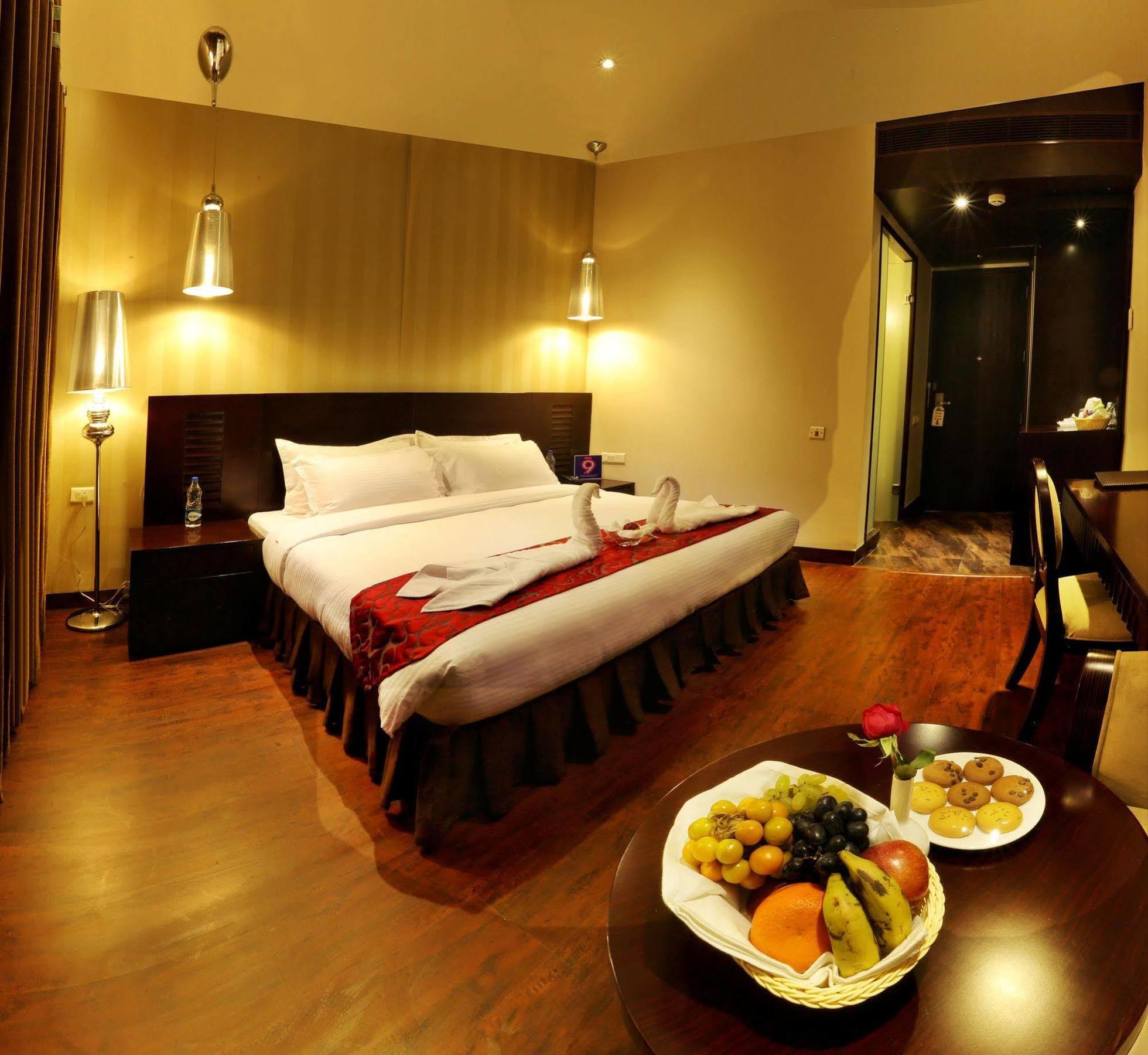 Five Elements Hotels Delhi- North Avenue Yeni Delhi Dış mekan fotoğraf