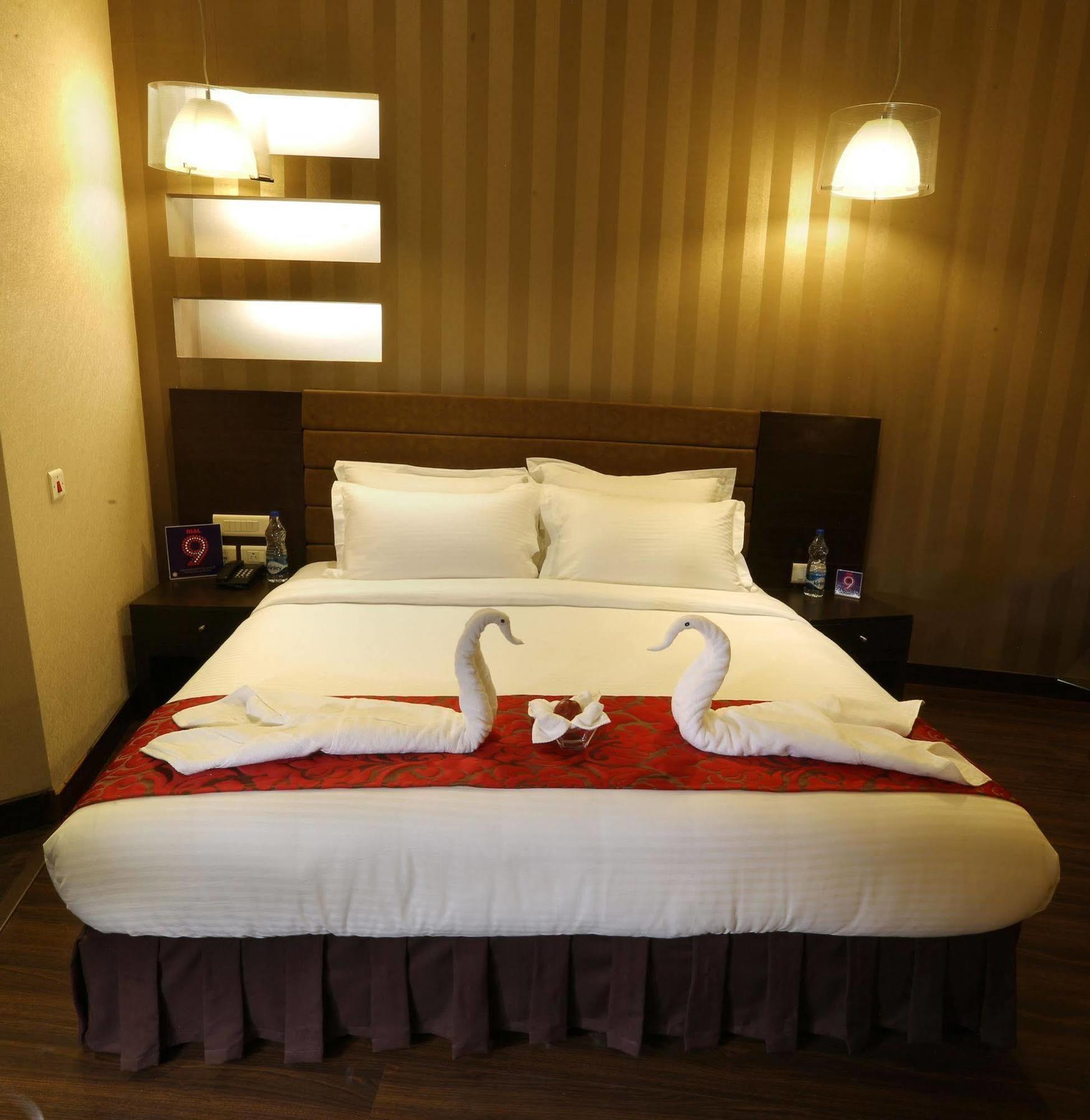 Five Elements Hotels Delhi- North Avenue Yeni Delhi Dış mekan fotoğraf